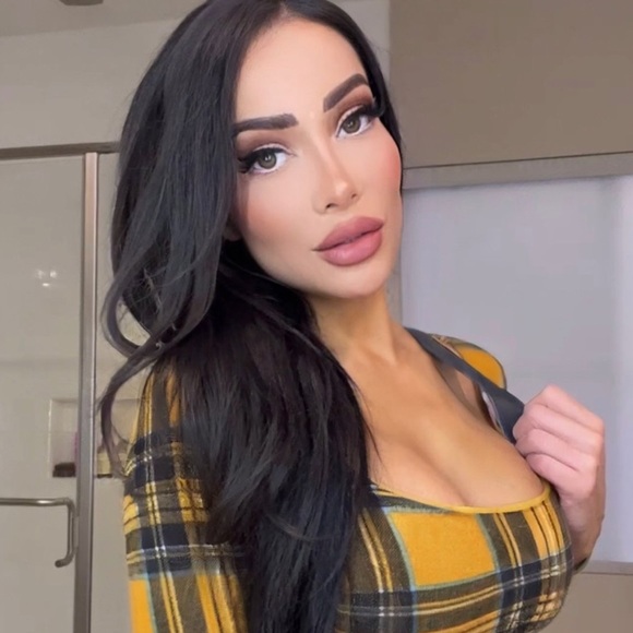 tiffany_alexis